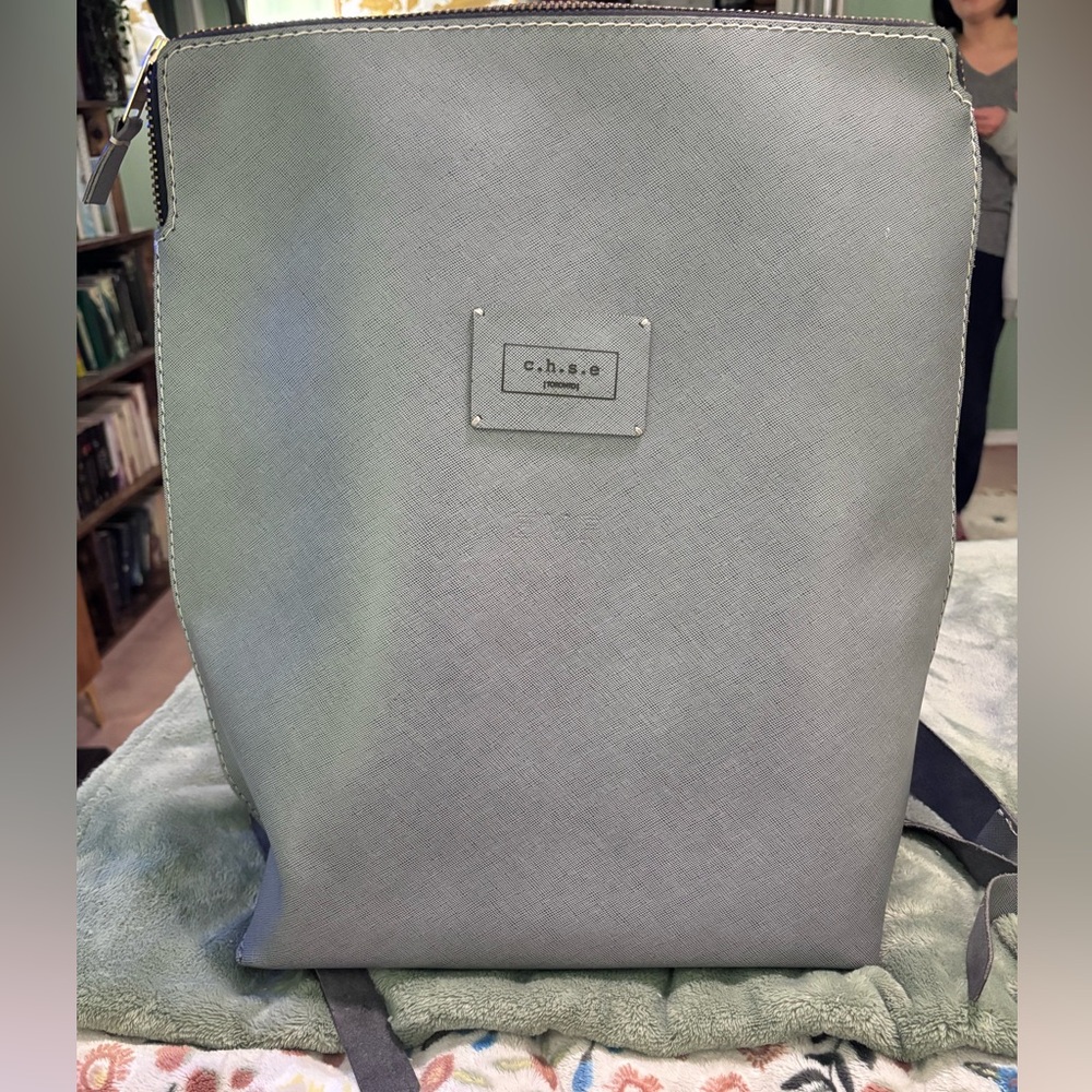 Professional Gray Women’s Backpack (Large)